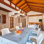 Appartamento 1 Bedroom In Splitska