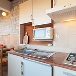 Appartamento 1 Bedroom In Splitska