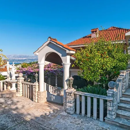 1 Bedroom In Appartamento *